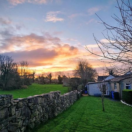 Annie Dee'S Guest Accommodation Ballygowan Exterior photo